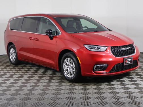 2025 Chrysler Pacifica L