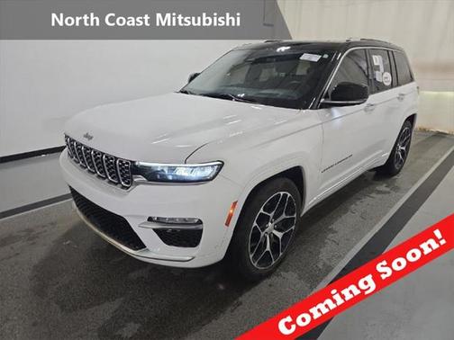 2022 Jeep Grand Cherokee Summit