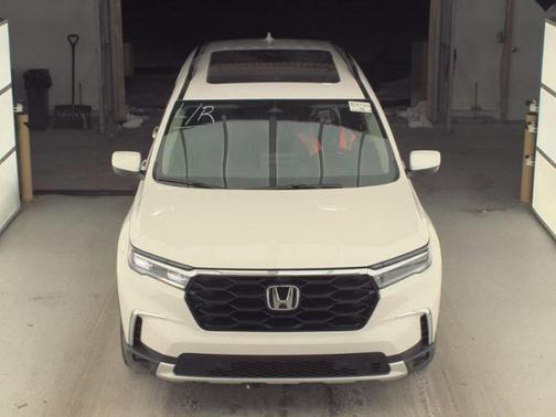 2023 Honda Pilot AWD Elite