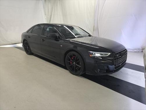 2022 Audi A8 L 55 TFSI quattro Tiptronic