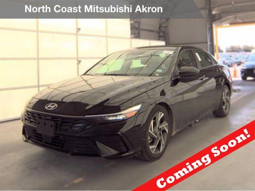 Abyss Black 2025 Hyundai ELANTRA SEL