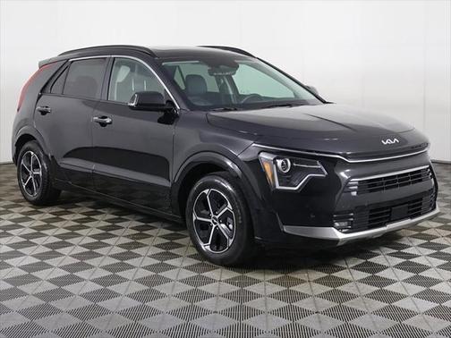 2023 Kia Niro SX