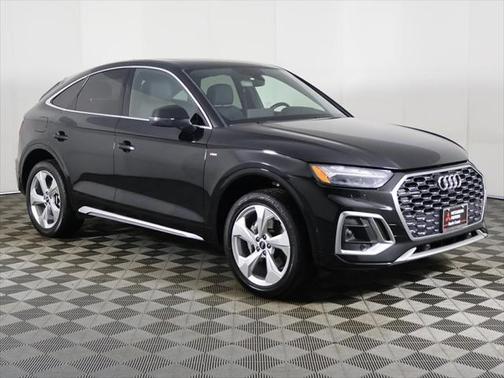 2022 Audi Q5 45 S line Prestige