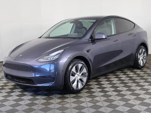 2022 Tesla Model Y Long Range Dual Motor All-Wheel Drive