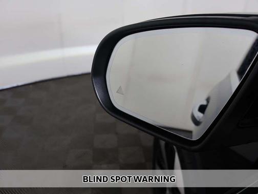 2025 Mercedes-Benz GLB 250 4MATIC