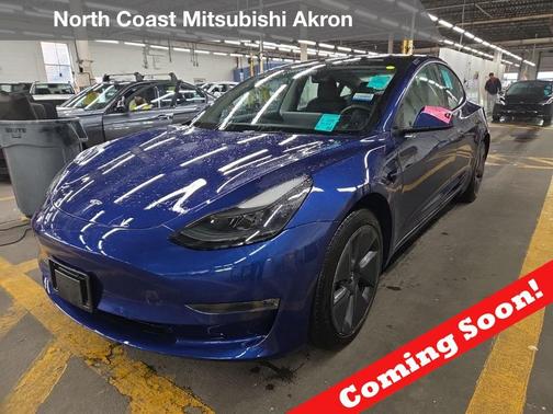 Deep Blue Metallic 2022 Tesla Model 3 Long Range