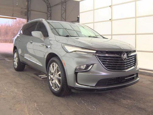 Moonstone Gray Metallic 2023 Buick Enclave Essence AWD