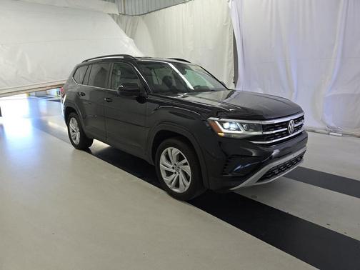 2022 Volkswagen Atlas 2.0T SE w/Technology 4MOTION