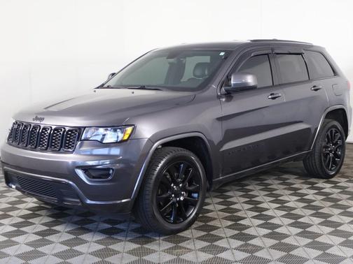 2017 Jeep Grand Cherokee Altitude