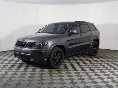 2017 Jeep Grand Cherokee Altitude