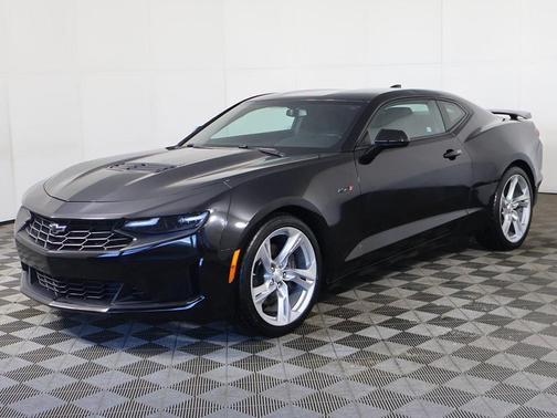 2021 Chevrolet Camaro RWD Coupe LT1