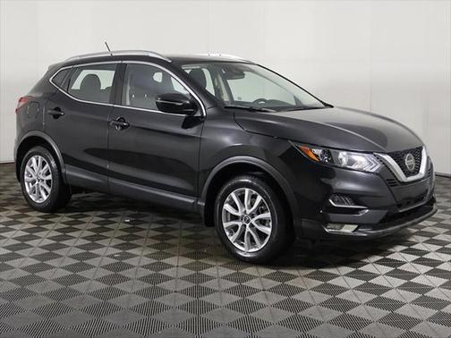 2022 Nissan Rogue Sport SV