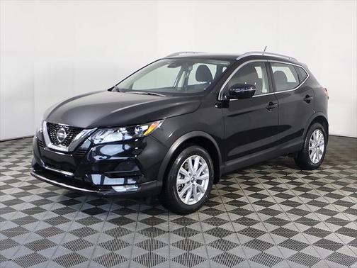 2022 Nissan Rogue Sport SV