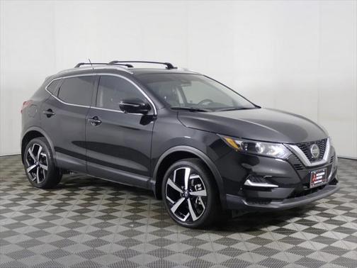 2022 Nissan Rogue Sport SL