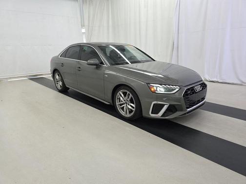 2023 Audi A4 Prestige 45 TFSI S line quattro S tronic