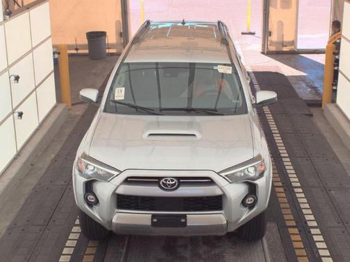 2024 Toyota 4Runner TRD Off Road