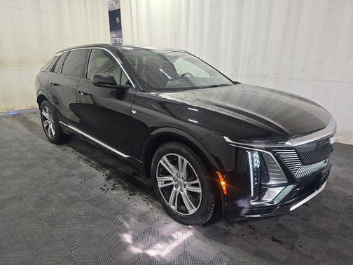 Stellar Black Metallic 2024 Cadillac LYRIQ Tech