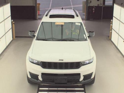 2022 Jeep Grand Cherokee L Altitude