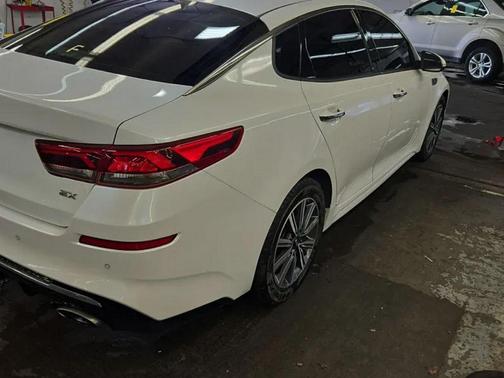2020 Kia Optima EX