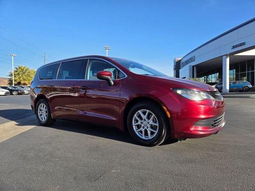 2017 Chrysler Pacifica Touring