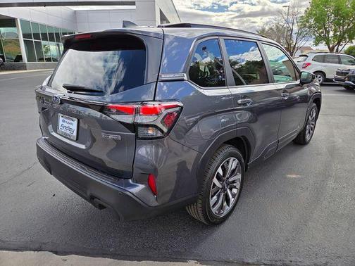 Magnetite Gray Metallic 2026 Subaru Forester Hybrid Touring