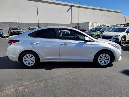 2020 Hyundai Accent SE