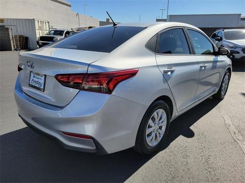 2020 Hyundai Accent SE