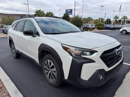 Crystal White Pearl 2025 Subaru Outback Premium
