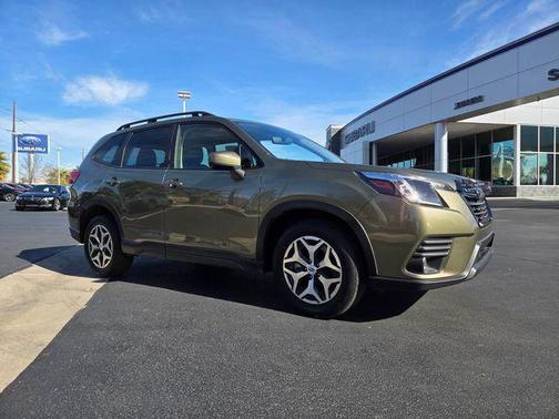 Autumn Green Metallic 2023 Subaru Forester Premium