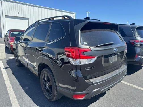 Crystal Black Silica 2023 Subaru Forester Wilderness