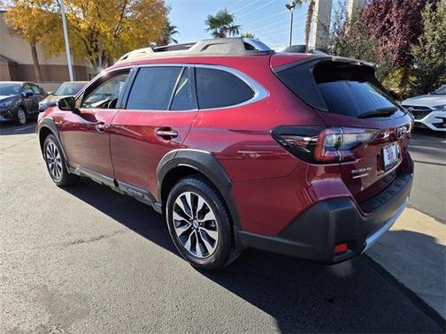 2023 Subaru Outback Touring XT
