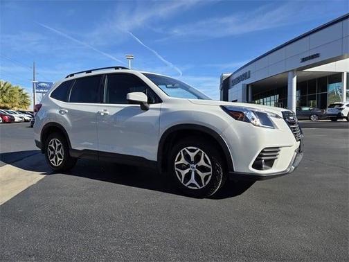 2023 Subaru Forester Premium