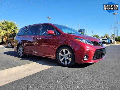 2019 Toyota Sienna SE