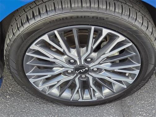 2023 Kia Forte GT-Line