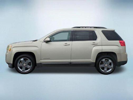 Champagne Silver Metallic 2013 GMC Terrain SLE-2