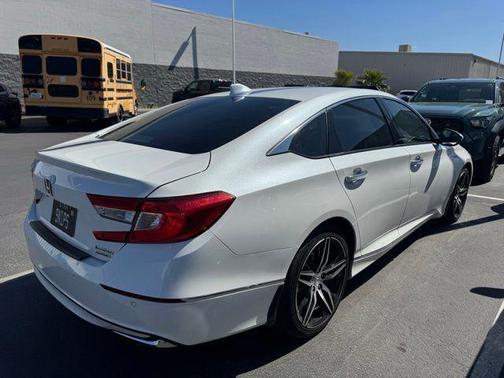 Platinum White Pearl 2021 Honda Accord Hybrid Touring