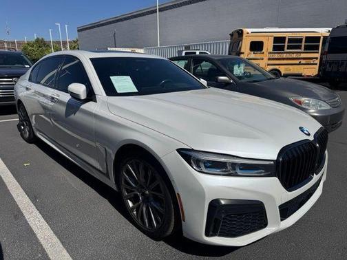 Mineral White Metallic 2020 BMW 750 i xDrive
