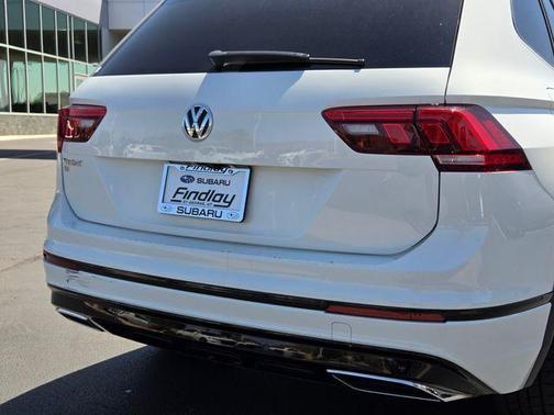 Pure White 2021 Volkswagen Tiguan 2.0T SE R-Line Black