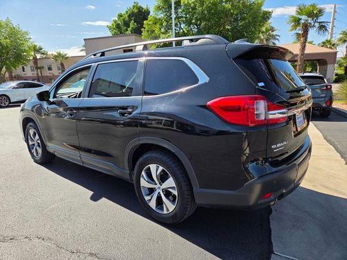 Crystal Black Silica 2019 Subaru Ascent Premium 8-Passenger
