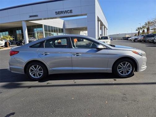 2015 Hyundai SONATA SE