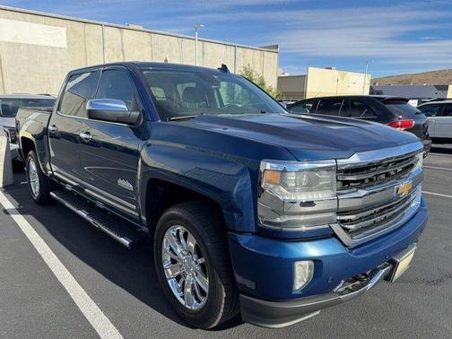Deep Ocean Blue Metallic 2018 Chevrolet Silverado 1500 High Country