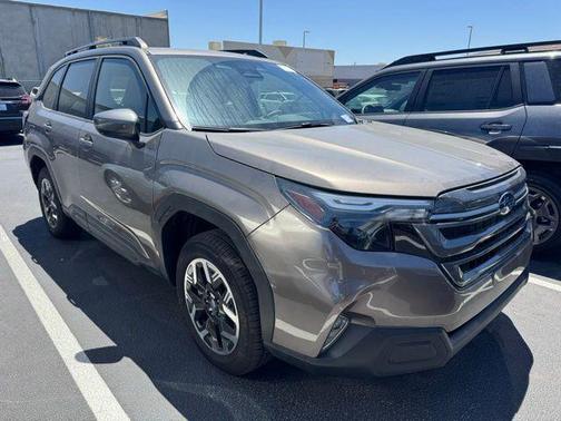 Brilliant Bronze Metallic 2025 Subaru Forester Premium