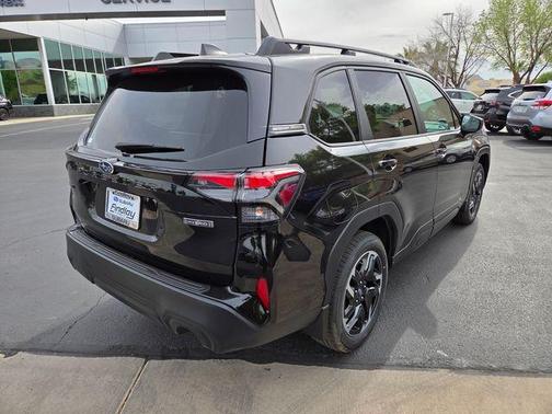 Crystal Black Silica 2026 Subaru Forester Hybrid Premium