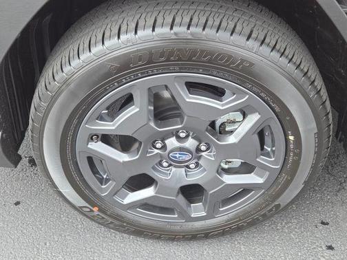 Crystal White Pearl 2026 Subaru Outback Premium