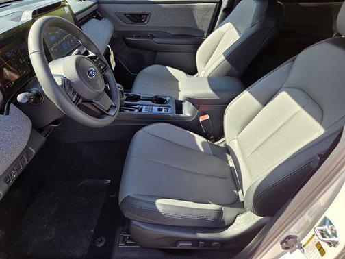 Crystal White Pearl 2026 Subaru Outback Premium