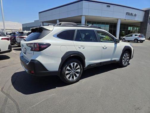 Crystal White Pearl 2023 Subaru Outback Limited