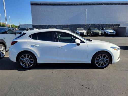 2018 Mazda Mazda3 Grand Touring
