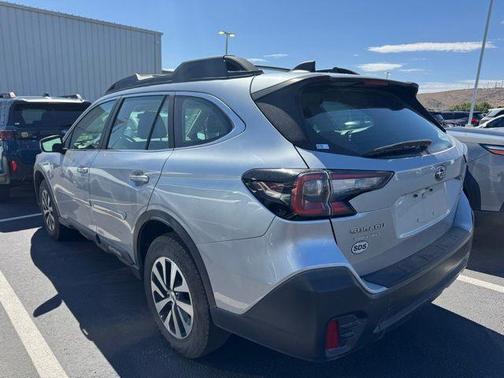 Ice Silver Metallic 2020 Subaru Outback Base