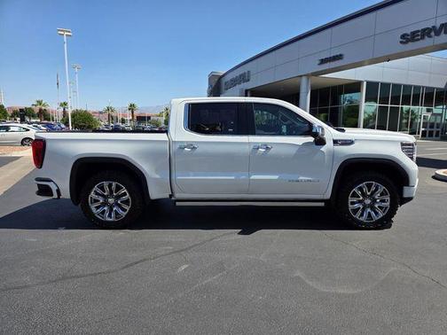 White Frost Tricoat 2023 GMC Sierra 1500 Denali