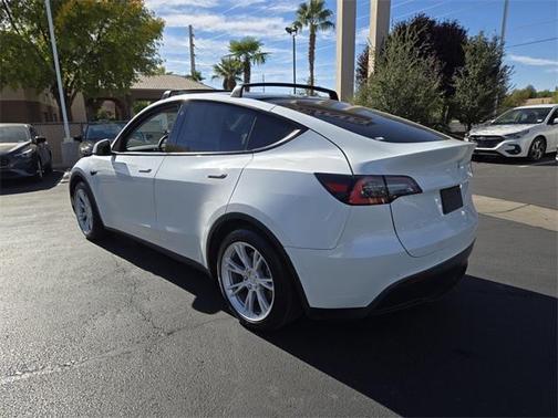 2021 Tesla Model Y Standard Range Rear-Wheel Drive